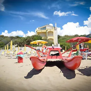 Hotel Denia, San Vincenzo